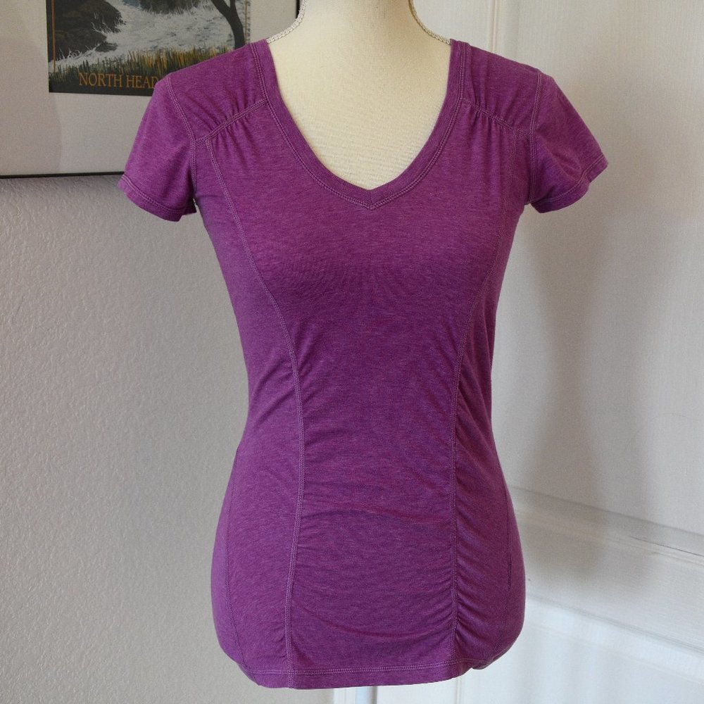 Zella Fuschia Pink Stretchy Cotton T-Shirt with Gathered Seams Size S